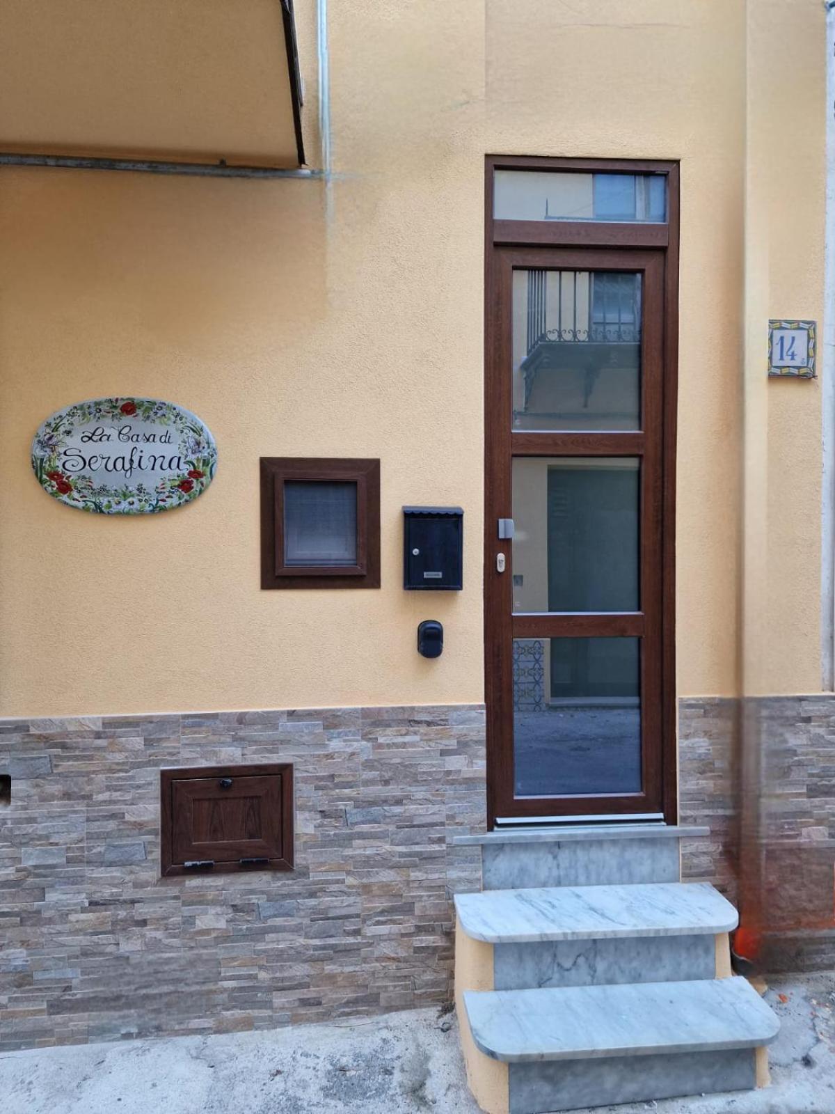 La Casa Di Serafina Santo Stefano di Camastra Dış mekan fotoğraf